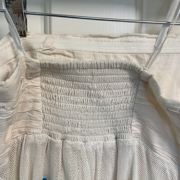 Gorgeous strapless Blue and White Hand Embroidered Dress- Anthropology size 2 - Picture 5 of 6